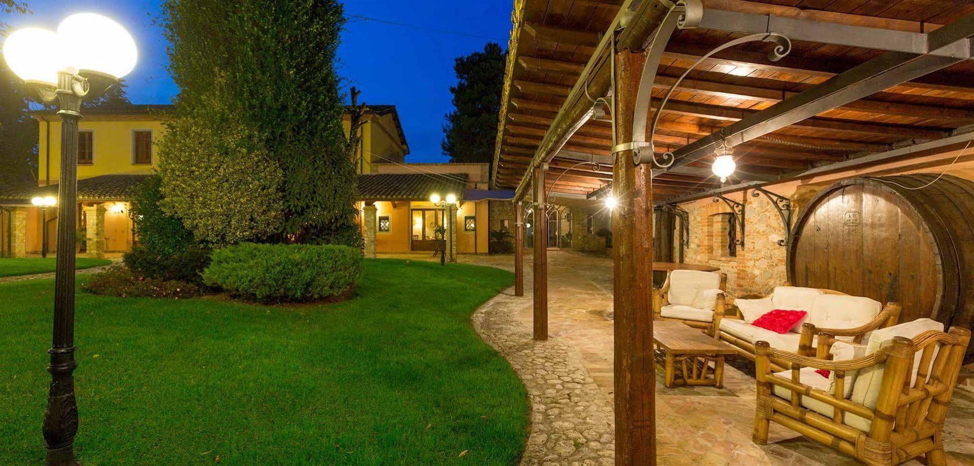 Corte Dei Tini Villa Vomano 外观 照片