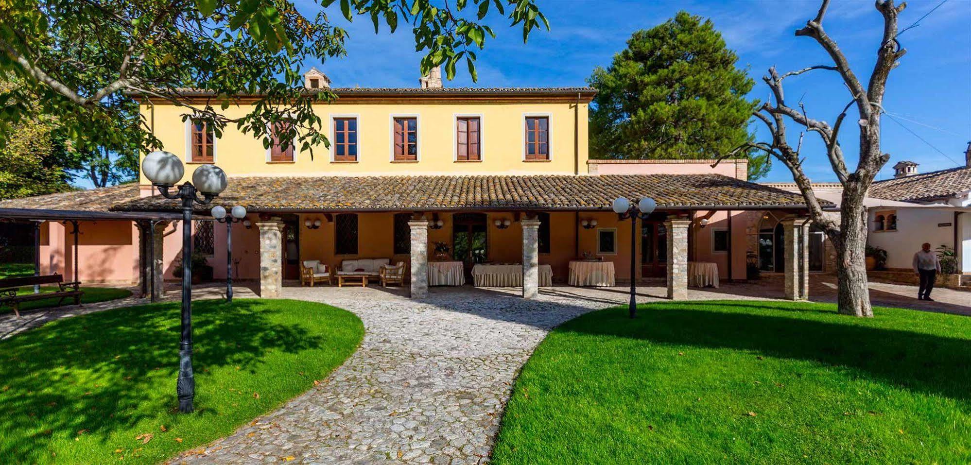 Corte Dei Tini Villa Vomano 外观 照片